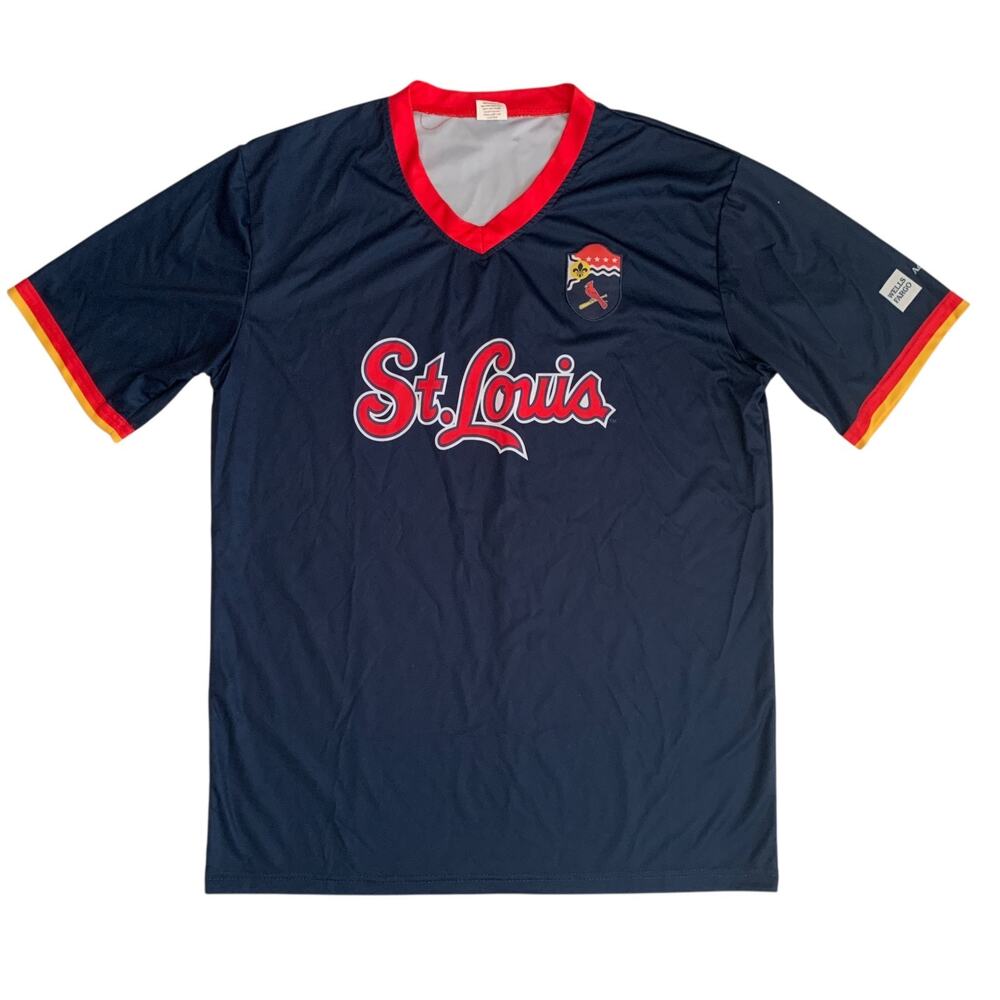 St Louis Cardinals Men's Size XL MLB Baseball Short Sleeve VNeck Graphic T-Shirt